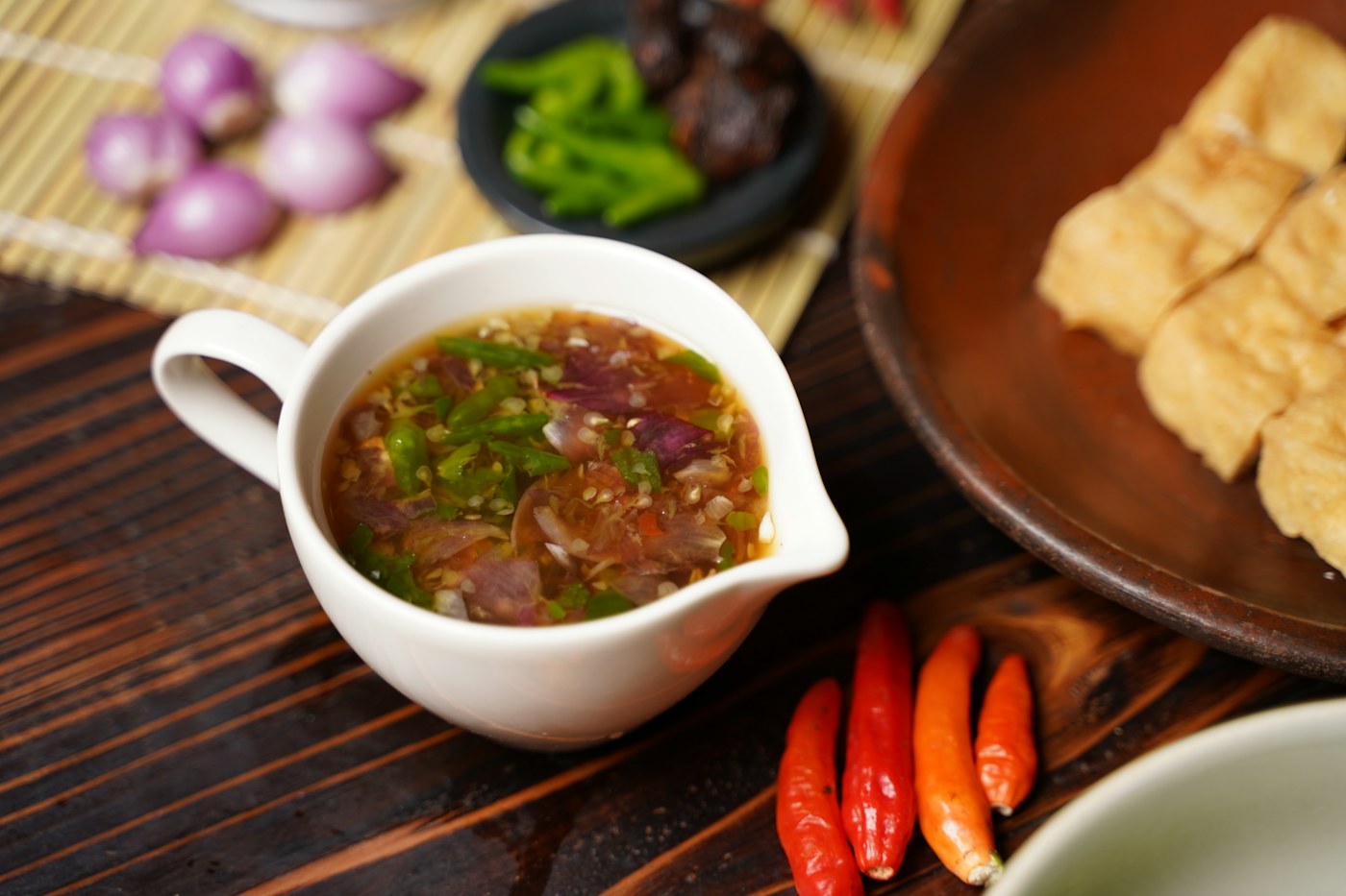 Bahan rempah sambel tradisional segar
